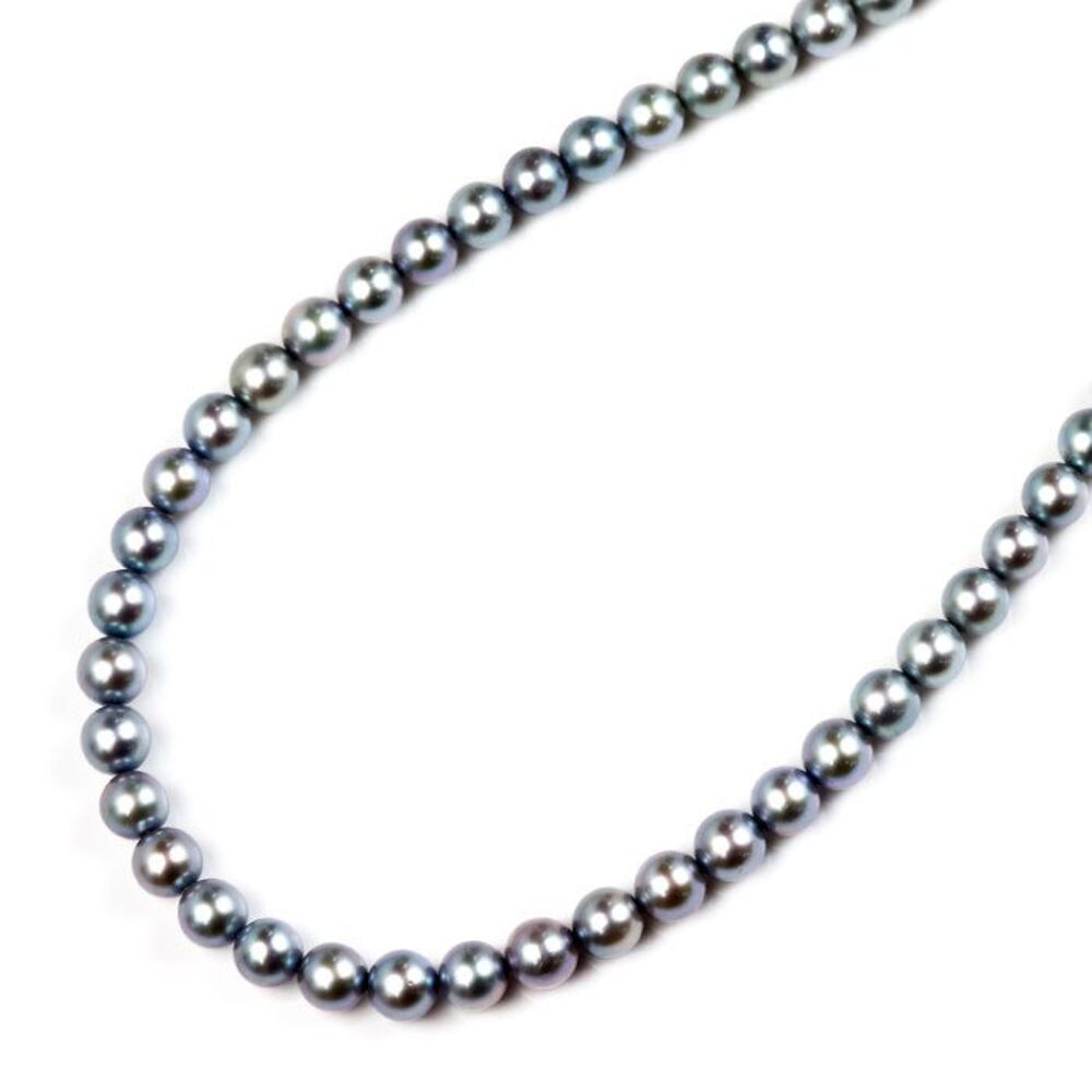 TASAKI Silver Pearl Necklace